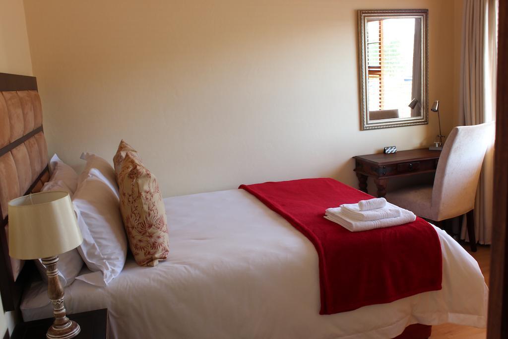 Topaz Cove Luxury Villas Edenvale Ngoại thất bức ảnh